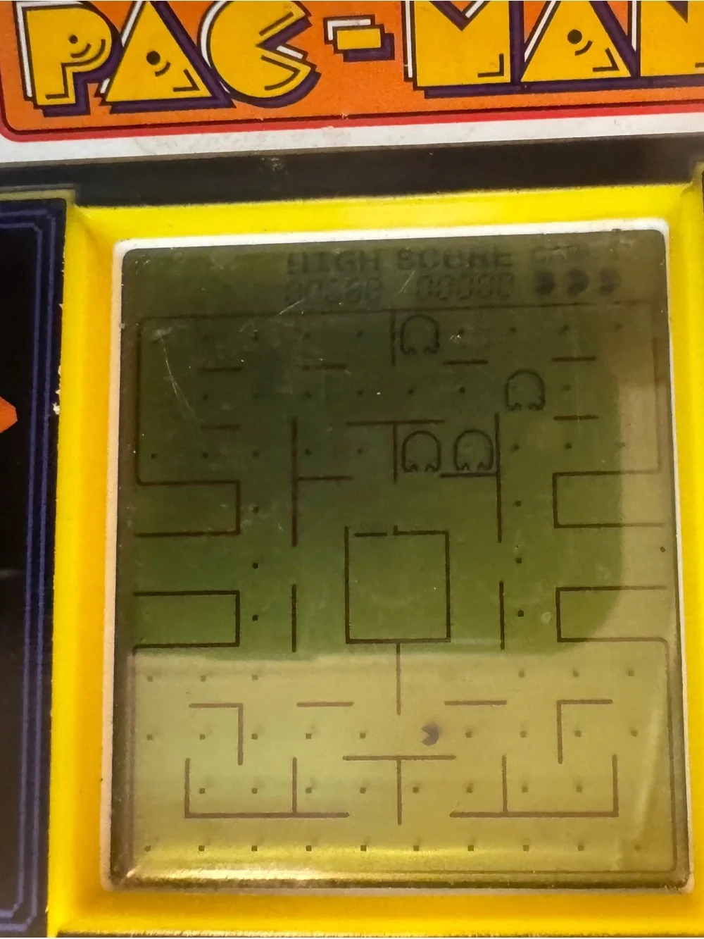 Vtg Pac-Man Yellow Handheld Arcade Game #9521 - 6”x4”x2”